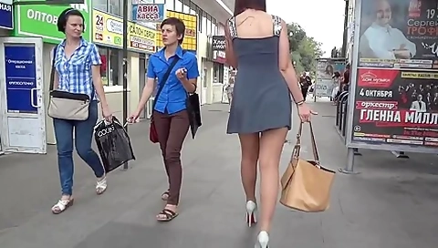 Kinky Finds Smoking Hot Babe In Public Wearing Nylon Stocking And Super Sexy Shoes