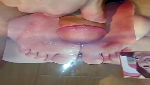 Naughty Amateur Girl Gets Cum On Her Feet In Footjob Porn Scene